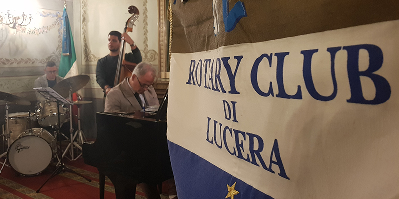 Antonio Ciacca al Circolo Unione Lucera: dal "cuor" di Franz Lehár a "Tu che m'hai preso il… jazz"
