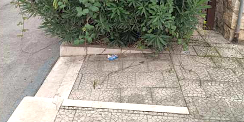 Lucera. Gli scivoli in via Aldo Moro verrano liberati. La segnalazione della Niro