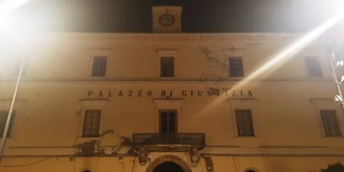 Riapertura del Tribunale di Lucera: fuochino… fuochino! La Regione approva la spesa. De Leonardis: «Buone notizie!»