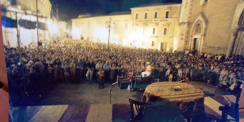 Gli Amici dell’Arte in Piazza Matteotti: 200ª replica di “Ze Necole”