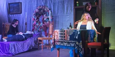 Lucera: tante risate al teatro di San Pio X con "È morto… e non lo sa"