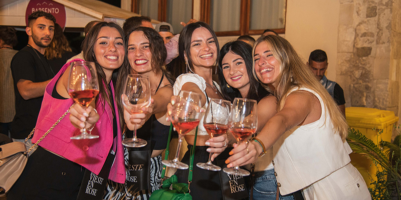 I vini rosati d’Italia arrivano a Vieste. Il primo giugno c’è la “Vieste En Rose”