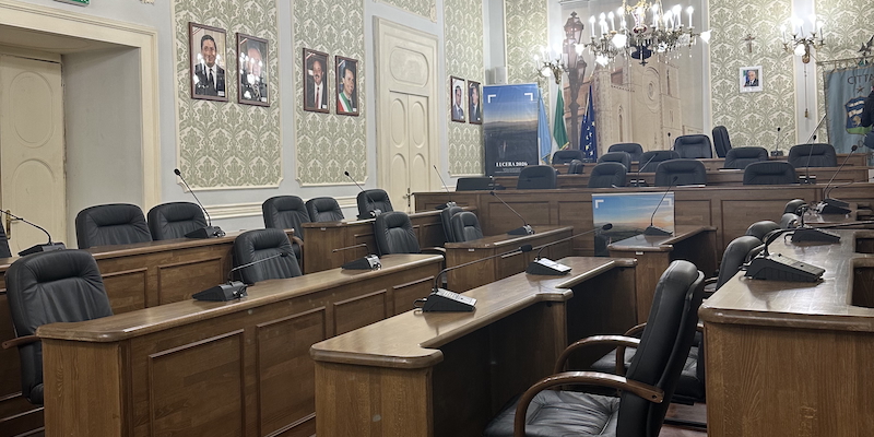 Per Lucera: il sindaco si dimetta! La maggioranza diserta il Consiglio Comunale