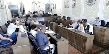 Lucera. Russo decaduto da consigliere? Poi tutti a difesa di tribunale e ospedale