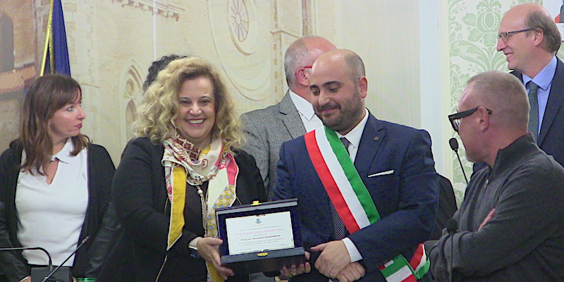 Lucera. Conferita la cittadinanza onorar...